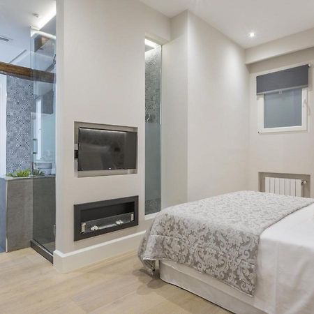 Charming City Center Apartment For 4 Perfect Location, Espoz Y Mina III Madrid Luaran gambar