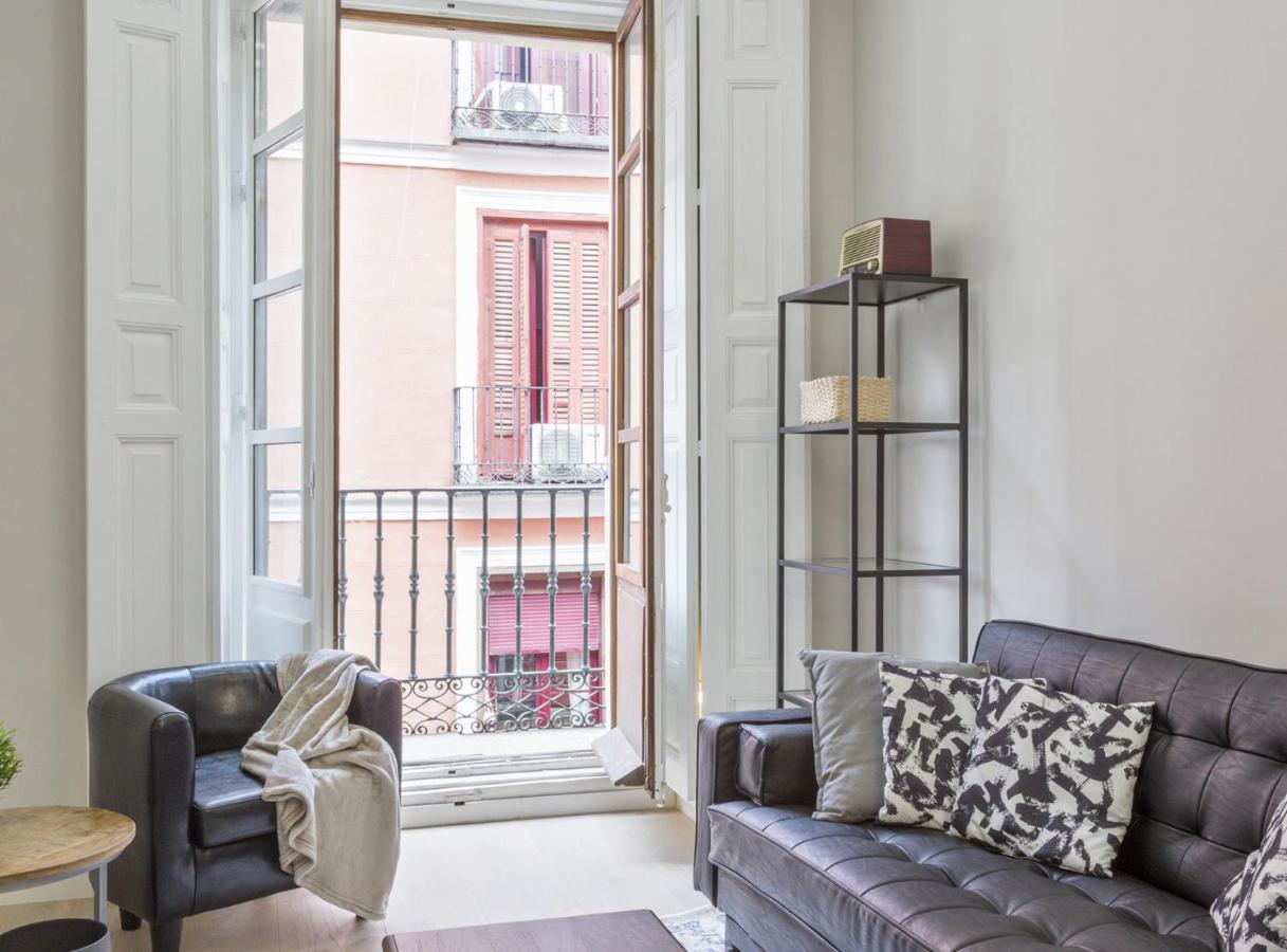 Charming City Center Apartment For 4 Perfect Location, Espoz Y Mina III Madrid Luaran gambar