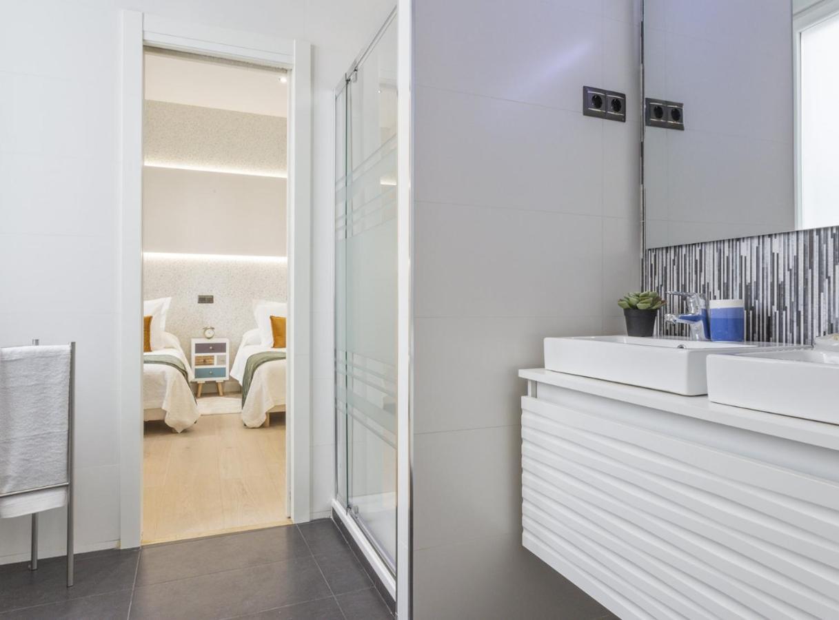 Charming City Center Apartment For 4 Perfect Location, Espoz Y Mina III Madrid Luaran gambar